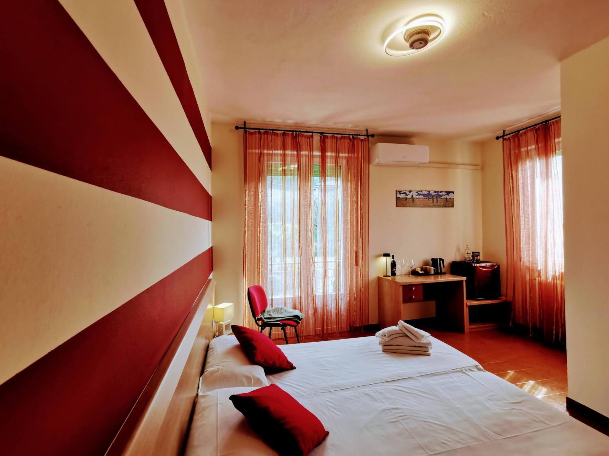 Ristorante Le Rasole Hotel Garda  Exterior photo